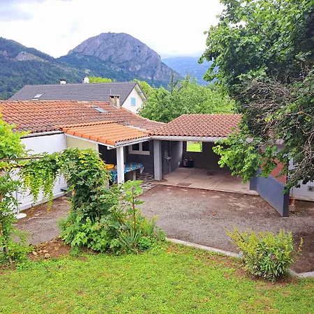 Le Clos Des Pradals- Montagne & Nature A Banat Ariege *