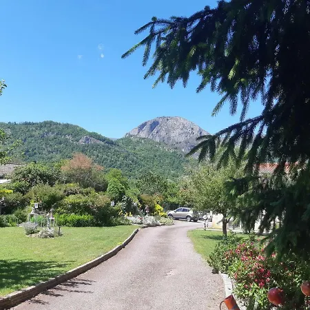 Le Clos Des Pradals- Montagne & Nature A Banat Ariege
